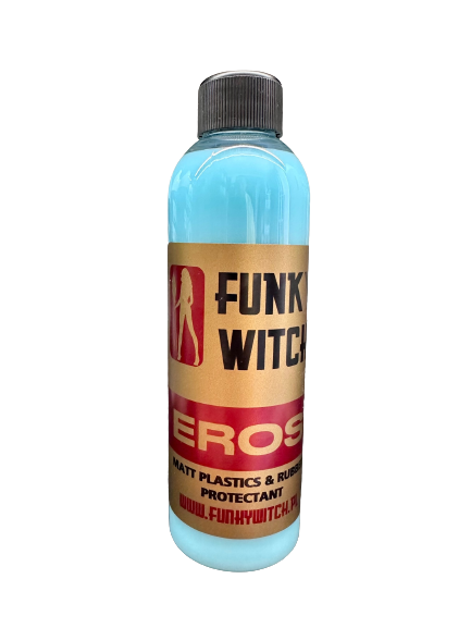 FUNKY WITCH Eros Matt Plastisc & Rubber Protectant - Produkt do konserwacji tworzyw sztucznych kokpit efekt bez połysku 215ml